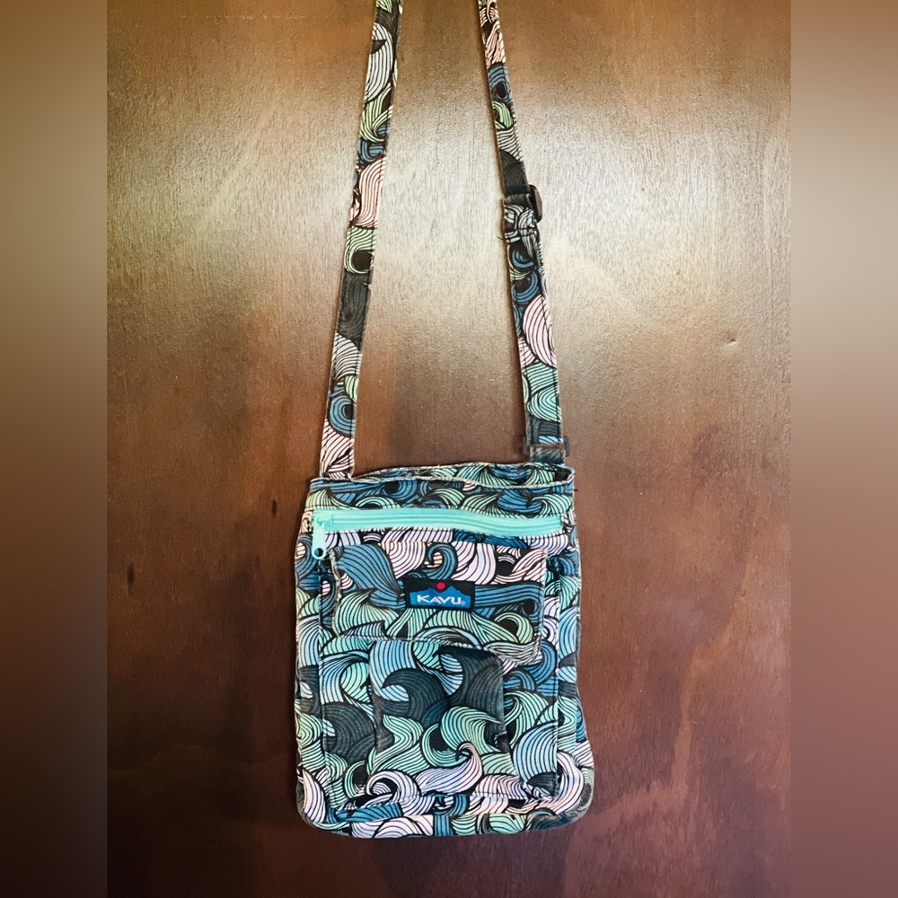 Kavu Small Crossbody bag
